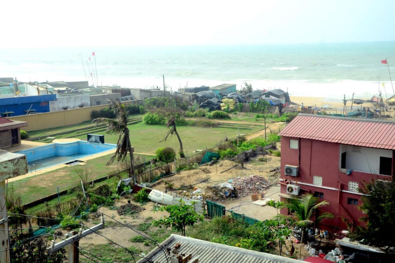 Ln Beach Homestay Пури Екстериор снимка